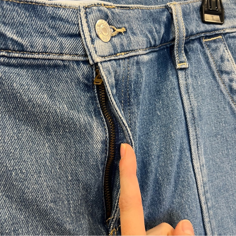LOFT Women's High Rise Light Blue Jeans - Picture 7 of 13